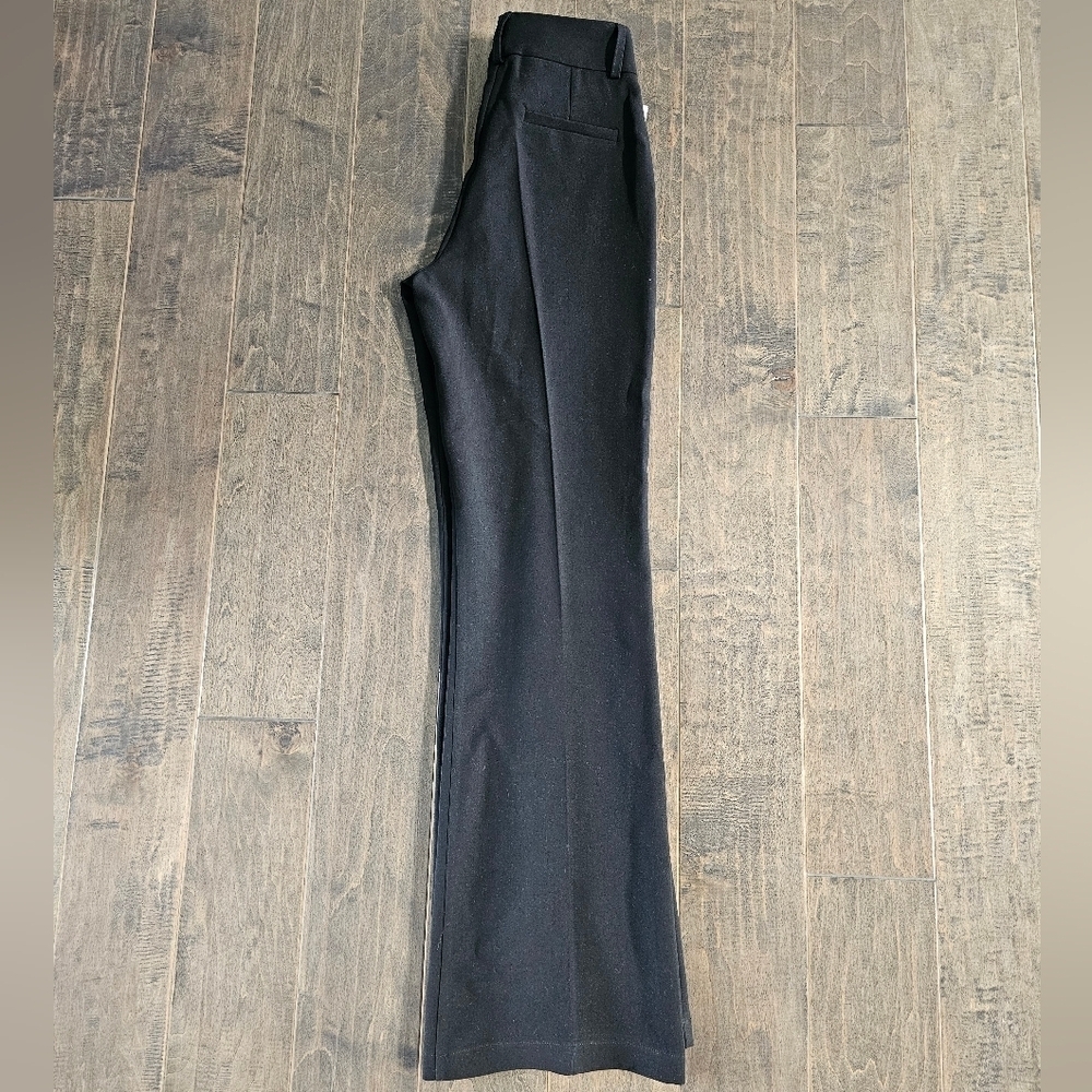 New Deluc Elegant Black Women's Flare Pants Sz XS - Picture 6 of 6